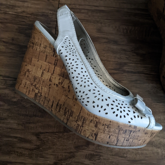White Cork Wedges - Picture 6 of 8